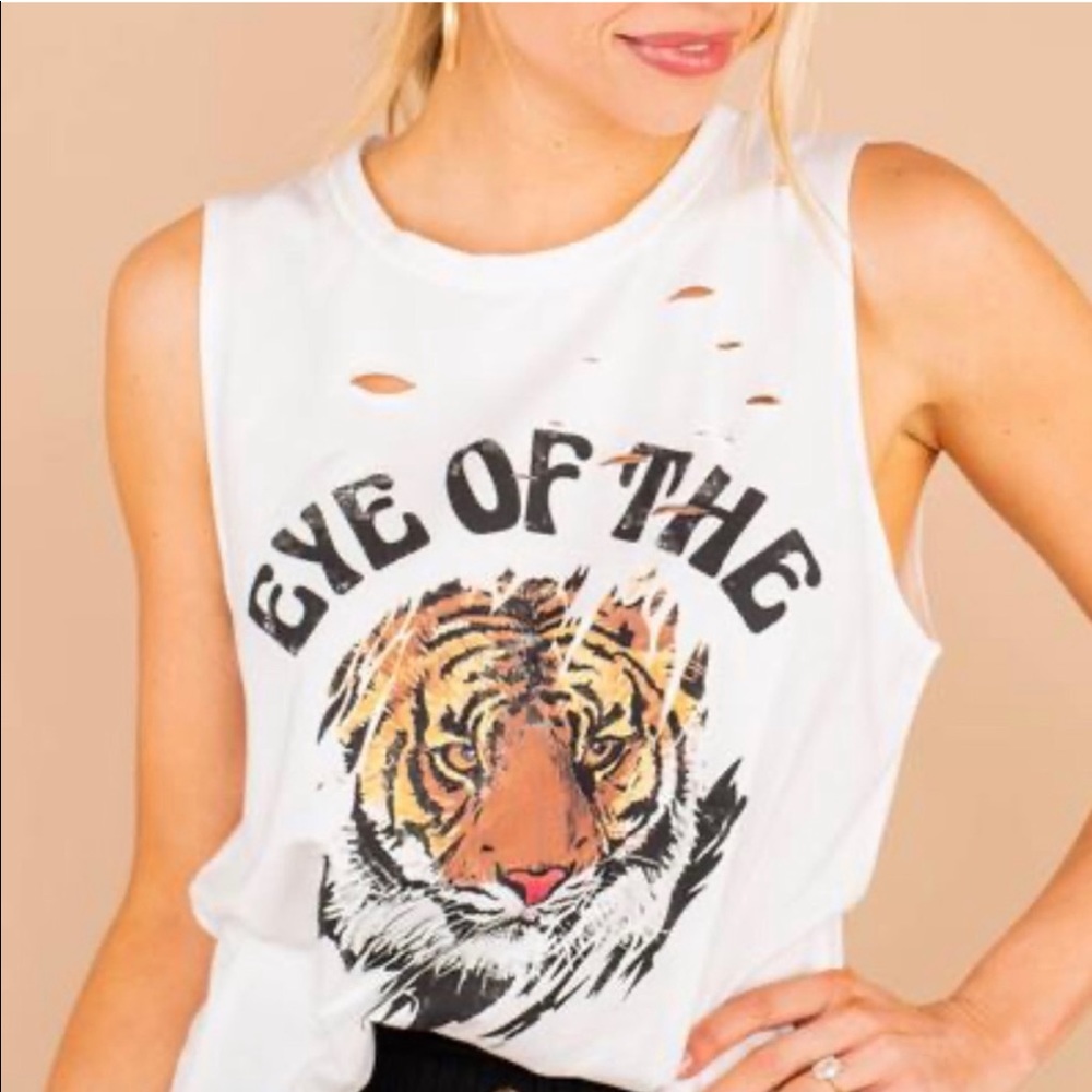 Eye of the tiger tank t-shirt